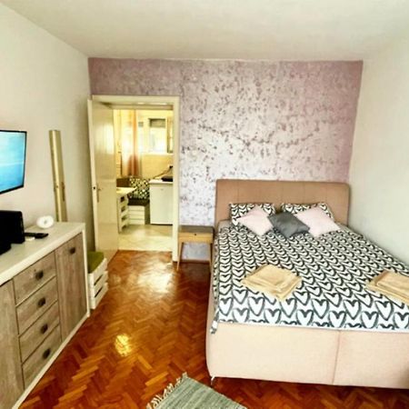 Apartament Sweet Venac Belgrad Zewnętrze zdjęcie